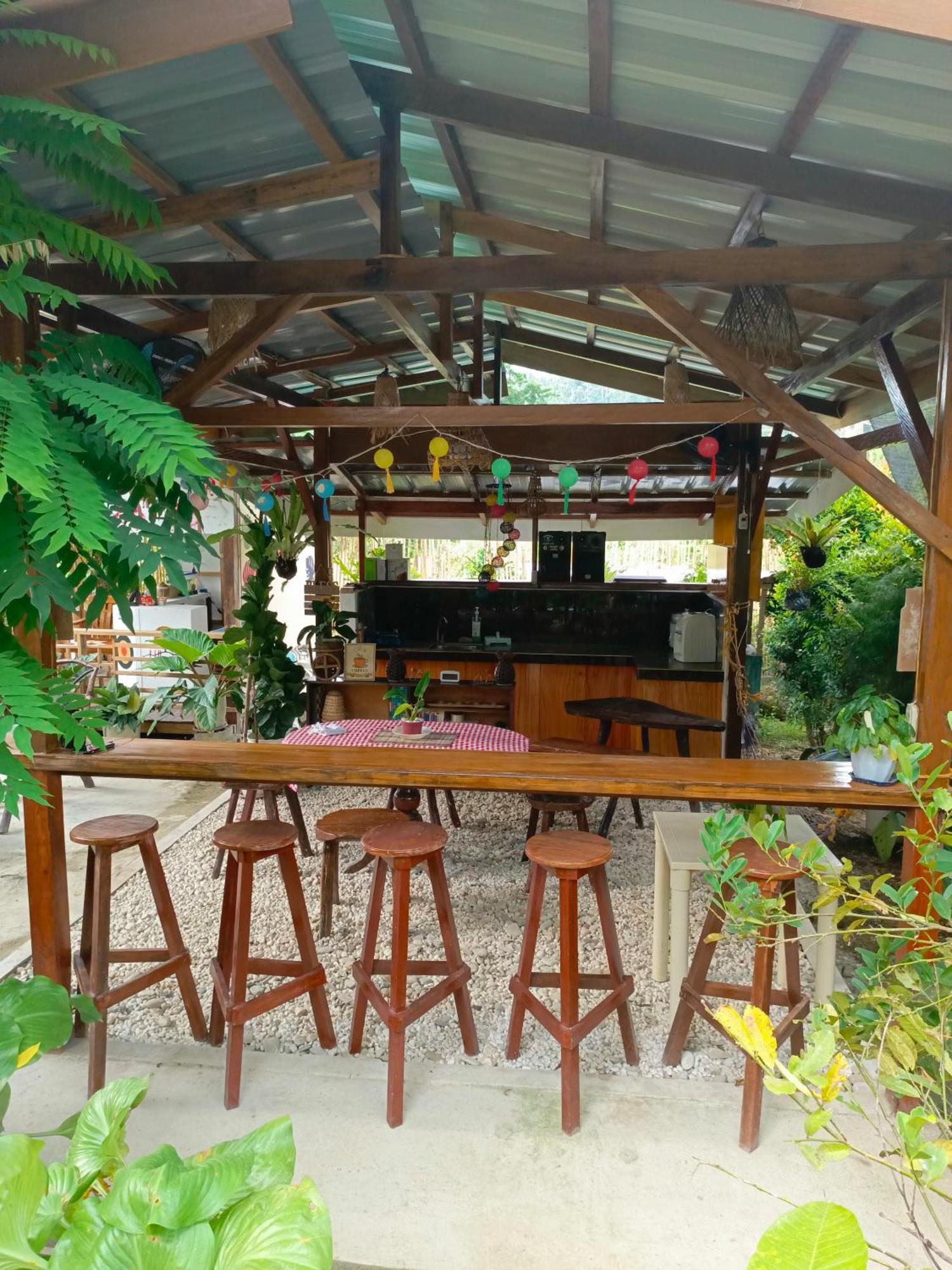 Mil'S Hillside Tourist Inn San Vicente  Εξωτερικό φωτογραφία