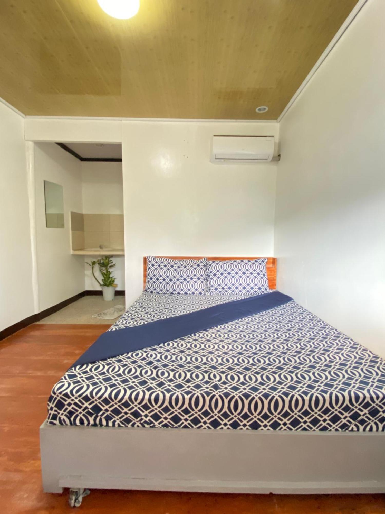 Mil'S Hillside Tourist Inn San Vicente  Εξωτερικό φωτογραφία
